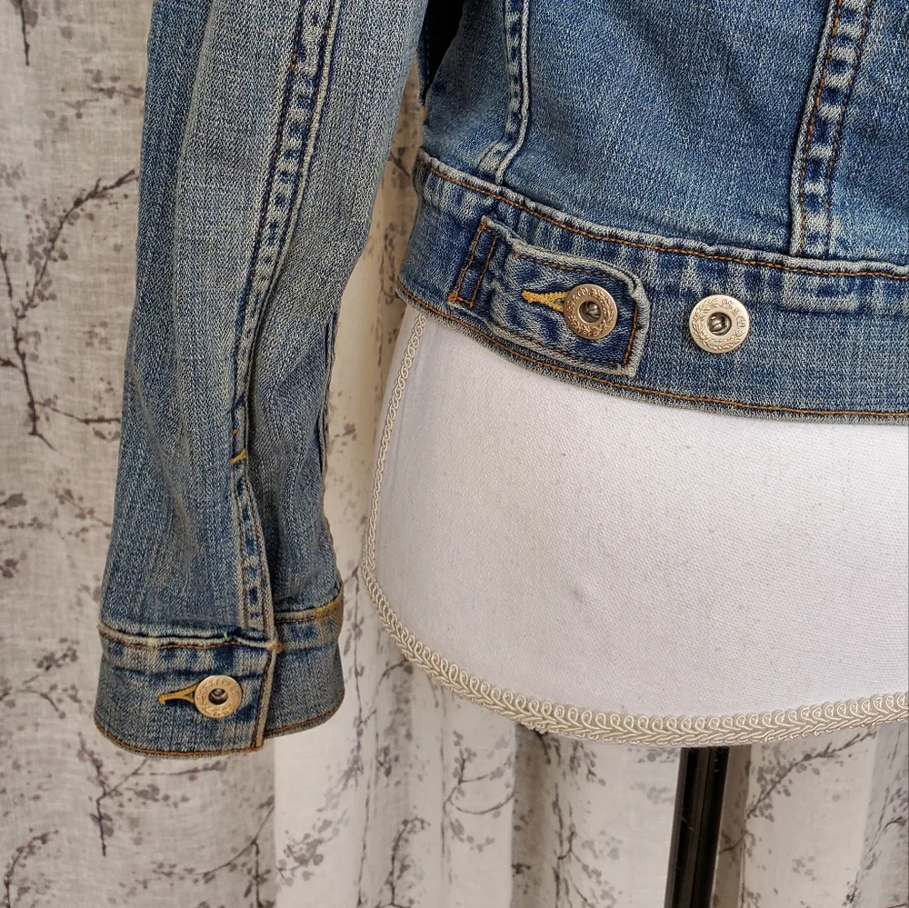 Levi's Denim Jacket - Picture 6 of 10